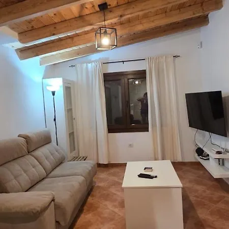 Apartmán El Moral 3 *